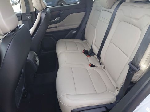 New 2026 Lincoln Corsair Reserve image 26