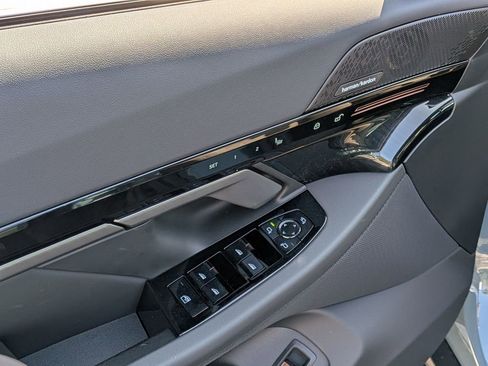 New 2026 BMW 530i image 15