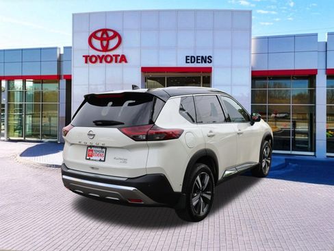 Used 2021 Nissan Rogue Platinum AWD/4WD image 3