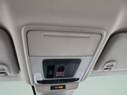 Used 2023 Honda Accord EX image 17