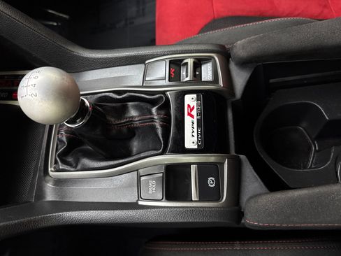 Used 2018 Honda Civic Type R image 30