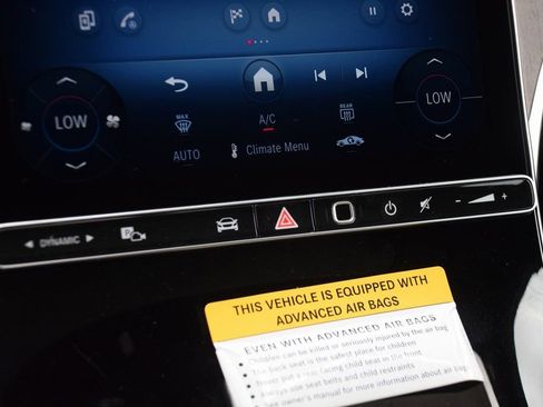 New 2026 Mercedes-Benz GLC 300 image 29