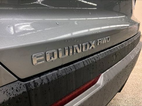 New 2026 Chevrolet Equinox LT AWD/4WD image 11