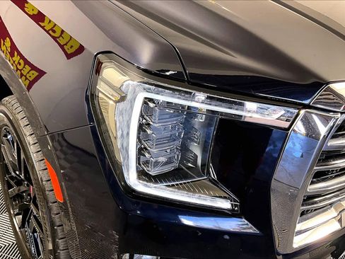 Certified 2021 GMC Yukon SLT w/ SLT Luxury Package image 25