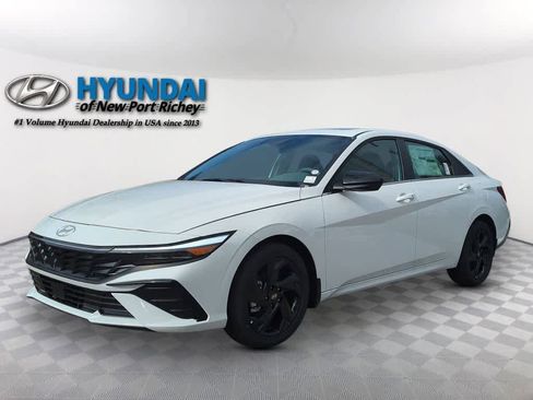 New 2026 Hyundai Elantra SEL Sport FWD image 1