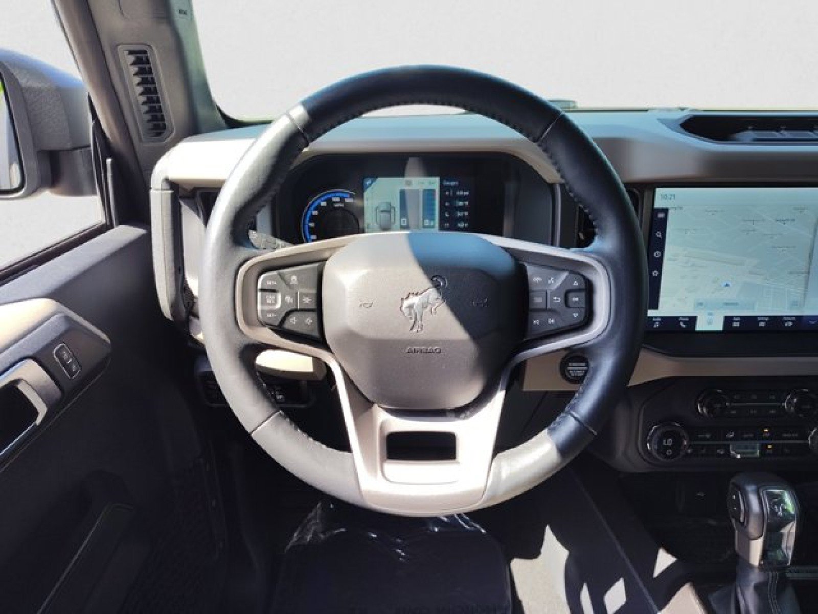 Used 2024 Ford Bronco Wildtrak AWD/4WD image 8