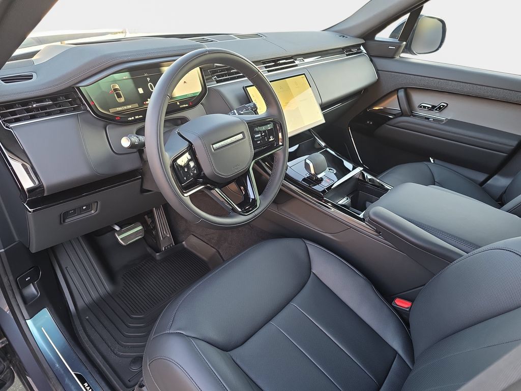 New 2026 Land Rover Range Rover Sport Dynamic SE AWD/4WD image 13