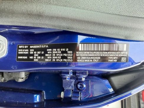 Used 2017 Maserati Levante w/ Luxury Package image 37