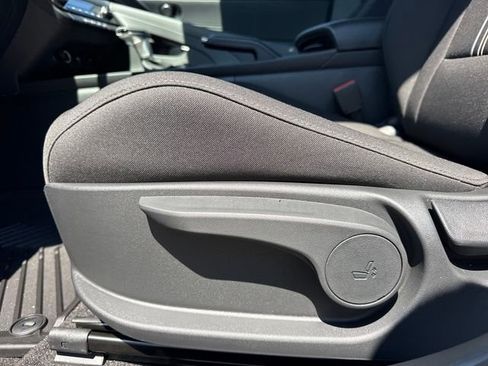 New 2026 Hyundai Elantra Sport FWD image 12