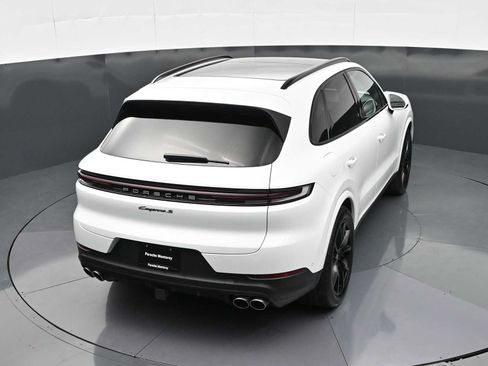 Certified 2024 Porsche Cayenne S AWD/4WD image 34