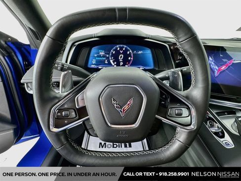 Used 2020 Chevrolet Corvette Stingray Coupe w/ 1LT RWD image 11