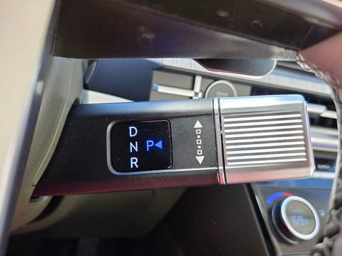 Used 2025 Hyundai Santa Fe Calligraphy image 23