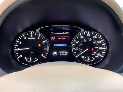 Used 2015 Nissan Altima 2.5 SV w/ Convenience Package FWD image 22