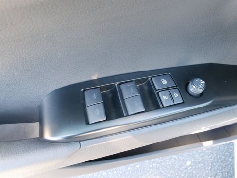 Used 2025 Toyota Camry LE image 19