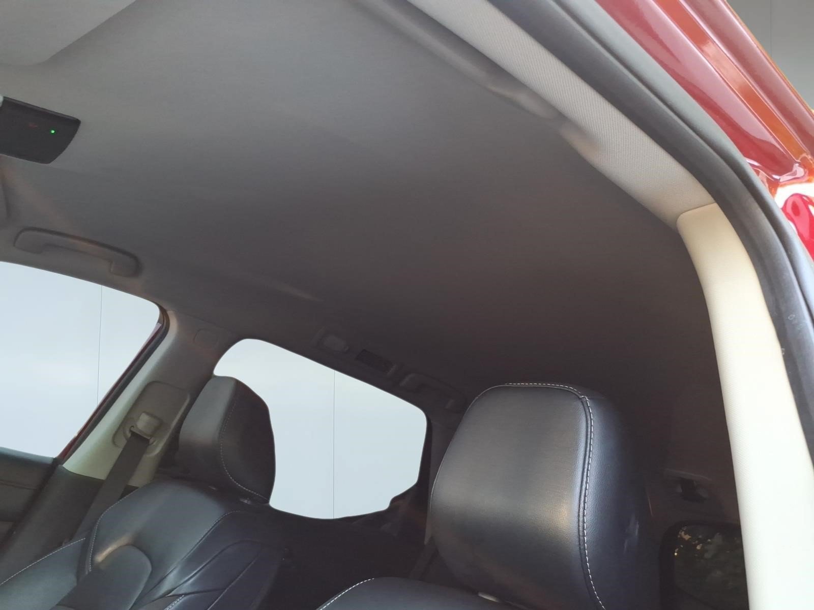 Used 2024 Nissan Pathfinder SL AWD/4WD image 9