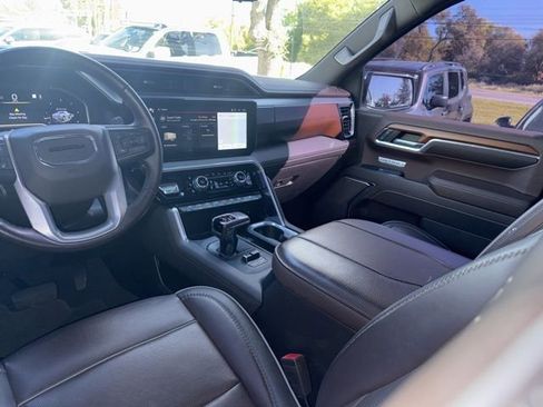 Used 2023 GMC Sierra 1500 Denali w/ Denali Reserve Package image 5