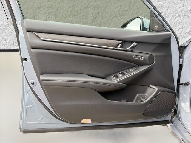 Used 2022 Honda Accord Touring image 20