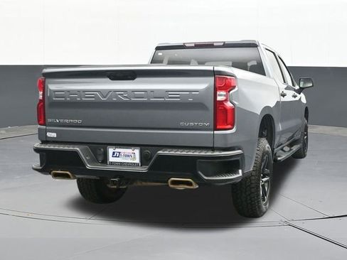 Used 2019 Chevrolet Silverado 1500 Custom Trail Boss w/ Custom Convenience Package image 13