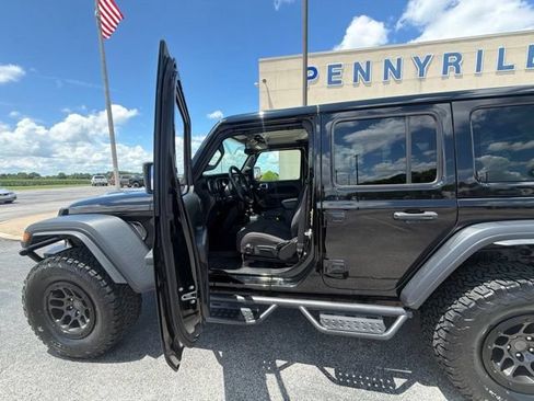 Used 2023 Jeep Wrangler Unlimited Sport AWD/4WD image 9