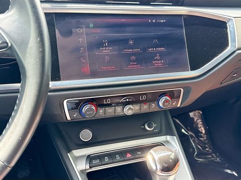 Used 2019 Audi Q3 2.0T Premium Plus w/ Premium Plus Package AWD/4WD image 27