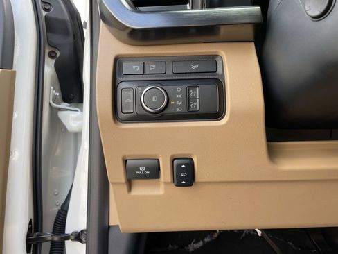 Used 2024 Ford F250 Lariat w/ Lariat Ultimate Package image 20