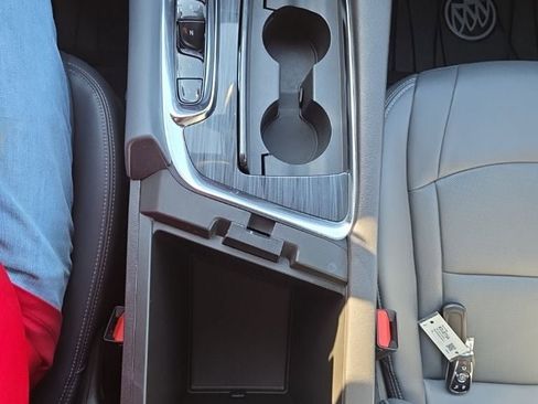 Used 2022 Buick Enclave Premium w/ Surround and Sites Package image 23