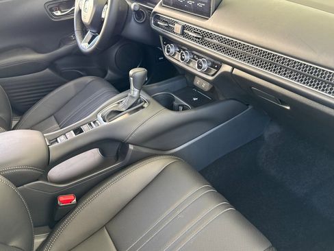 Certified 2026 Honda HR-V EX-L image 31