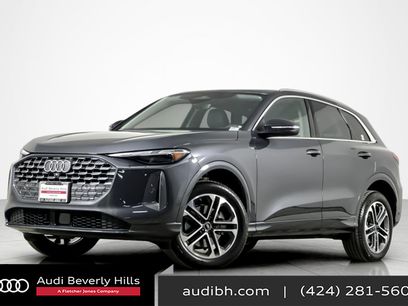 Used 2025 Audi Q5 Premium w/ Convenience Package