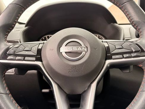 Used 2023 Nissan Altima 2.5 SR w/ SR Premium Package FWD image 14