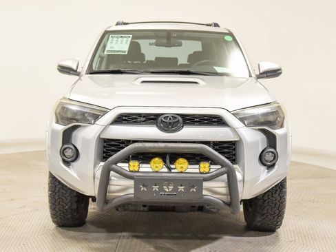 Used 2018 Toyota 4Runner TRD Off-Road Premium image 6