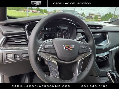 New 2026 Cadillac XT5 Sportv AWD/4WD image 8