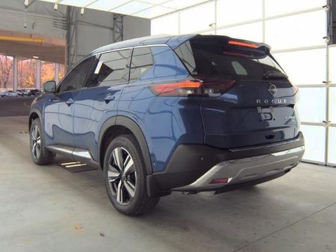 Used 2023 Nissan Rogue Platinum w/ Platinum Premium Package image 7