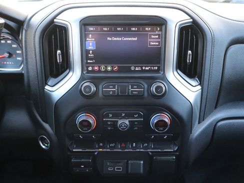 Used 2020 Chevrolet Silverado 1500 LT w/ Texas Edition image 34