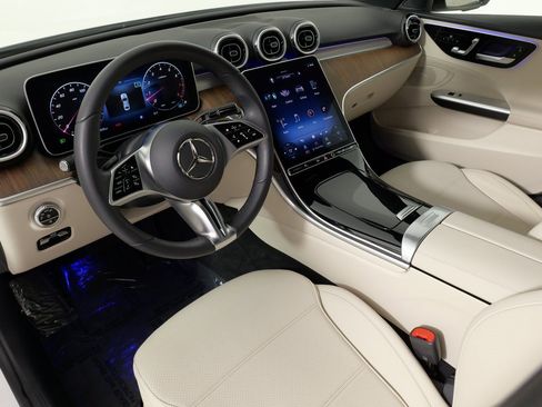 Used 2024 Mercedes-Benz C 300 4MATIC Sedan image 46