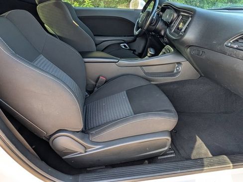 Used 2022 Dodge Challenger GT RWD image 21