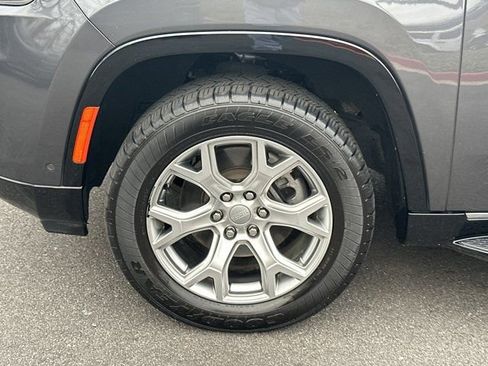 Used 2022 Jeep Wagoneer Series I w/ Convenience Group I image 16