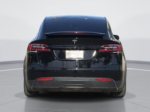 Used 2022 Tesla Model X Plaid image 4