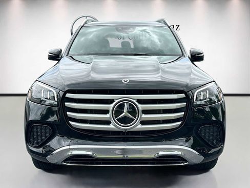 Used 2025 Mercedes-Benz GLS 450 4MATIC image 2