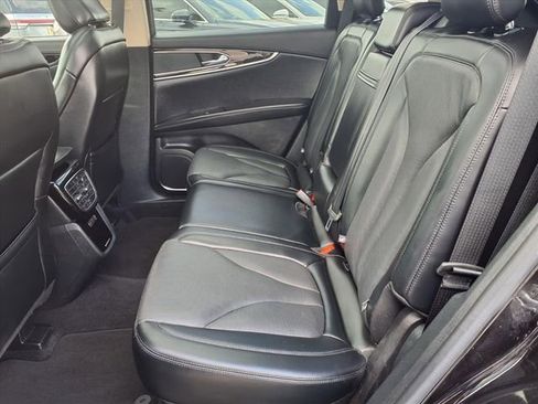 Certified 2023 Lincoln Nautilus Reserve AWD/4WD image 8