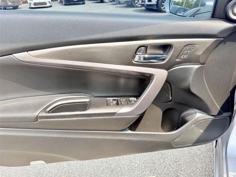 Used 2016 Honda Accord Touring image 9