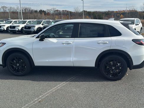 New 2026 Honda HR-V Sport image 9