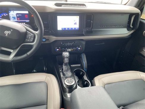 Used 2023 Ford Bronco Wildtrak image 50