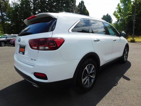 Used 2019 Kia Sorento EX w/ EX Touring Package AWD/4WD image 2