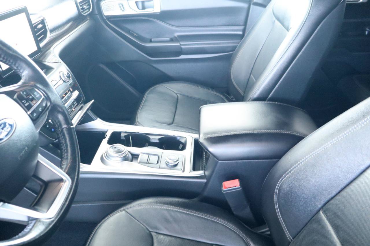 Used 2020 Ford Explorer Limited AWD/4WD image 17
