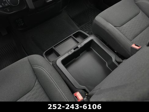 Used 2025 RAM 1500 Big Horn AWD/4WD image 13