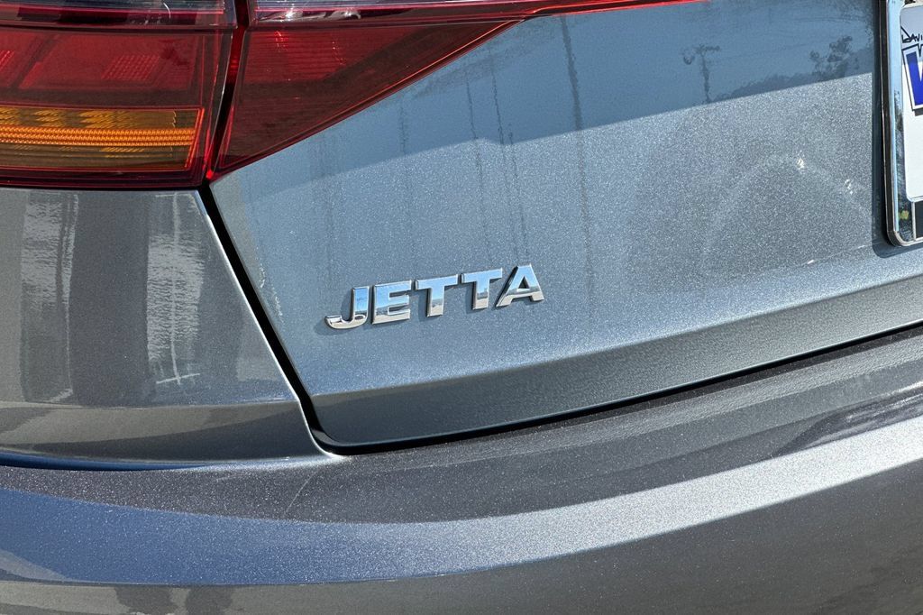 Used 2019 Volkswagen Jetta S w/ Driver Assistance Package FWD image 31