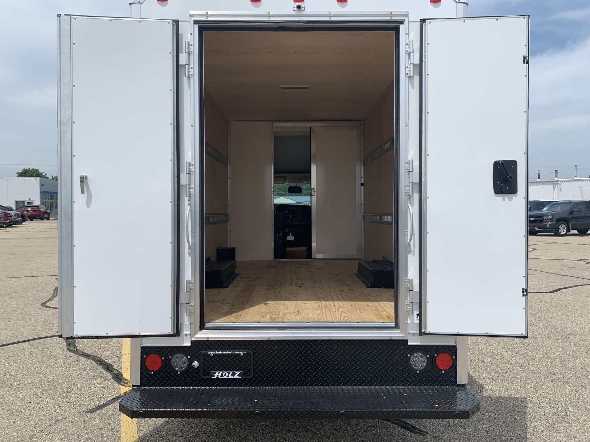 New 2025 GMC Savana 3500 w/ Power Convenience Package RWD image 41