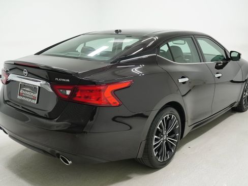Used 2016 Nissan Maxima Platinum w/ Interior Lighting Package image 4