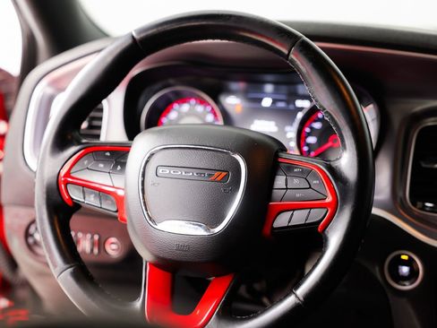 Used 2019 Dodge Charger SXT image 20