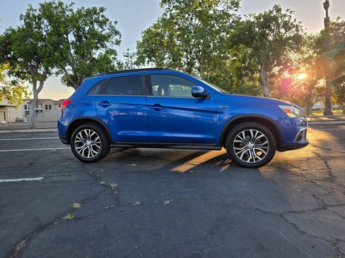 Used 2018 Mitsubishi Outlander Sport SEL FWD image 6
